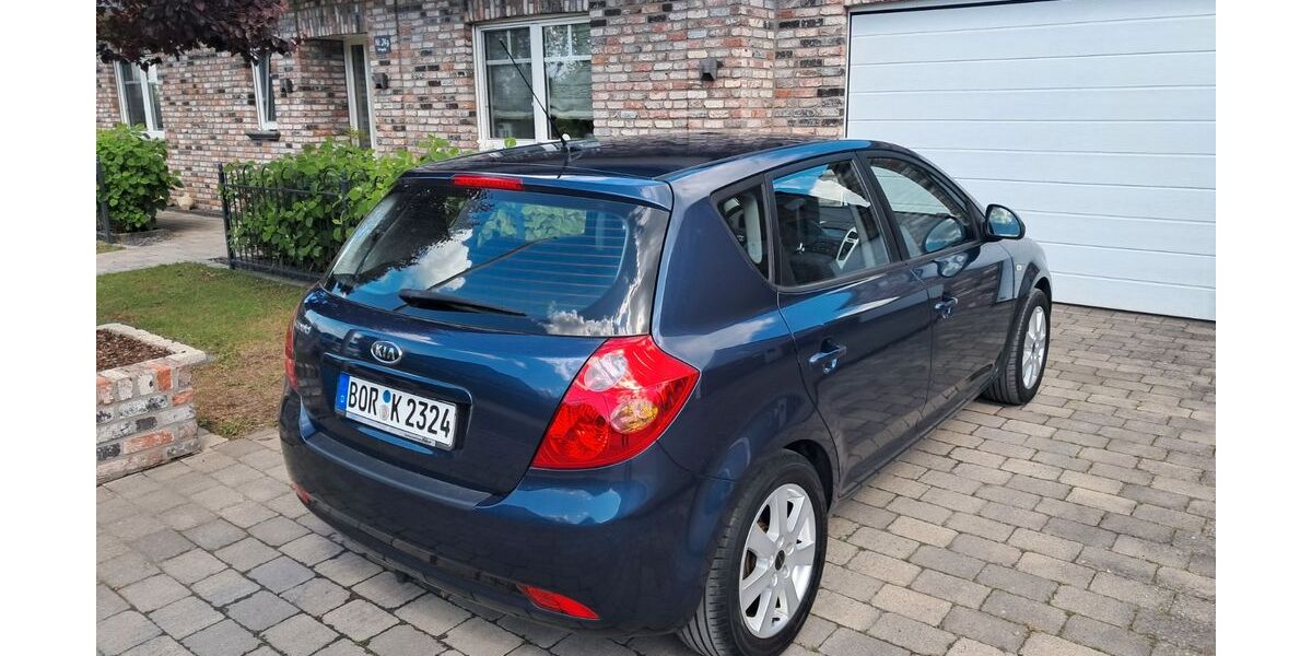 Kia ceed / Ceed 167.000 km 3.150 &euro; Isselburg 46419
