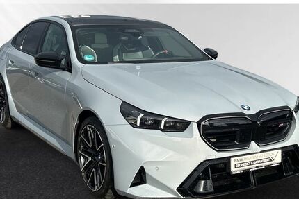 BMW M5 3.700 km 114.114 &euro; Geldern 47608