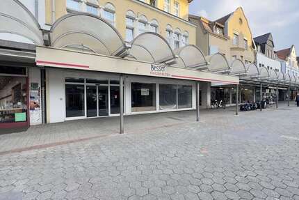 Top-Gewerbefläche in Marl-Hüls – 655 m² Verkaufs-, Büro- & Lagerfläche mit Parkplätzen - Gewerbeobjekt Marl Hüls-Süd | Angebot:26762283