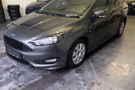 Ford Focus 140.430 km 7.799 &euro; Hamminkeln 46499