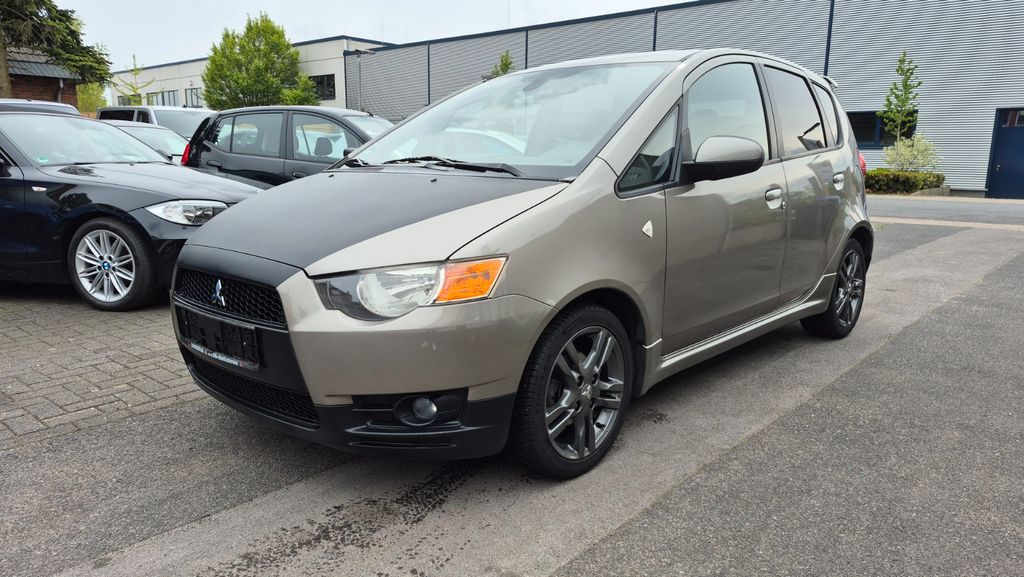 Mitsubishi Colt 205.000 km 2.000 &euro; Rheinberg 47495