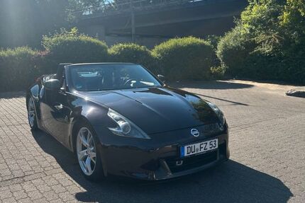 Nissan 370Z 73.000 km 22.999 &euro; Duisburg 47198