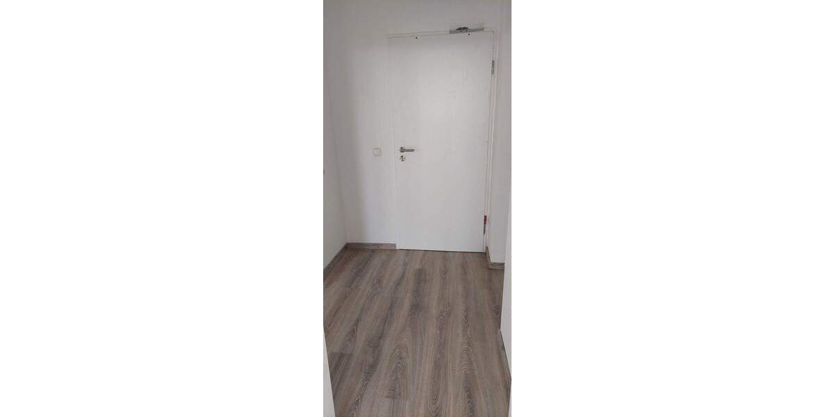 Etagenwohnung Duisburg Hochheide - 3 Zimmer, 84 m&sup2;, 699&euro; | Angebot:26874909