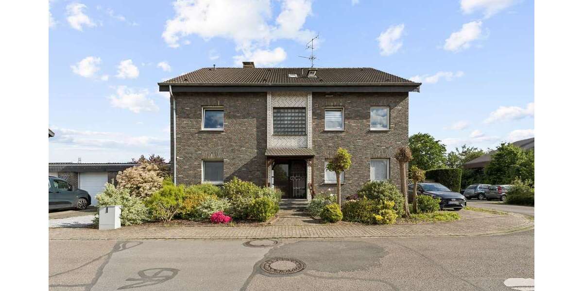 Einfamilienhaus Geldern - 8 Zimmer, 212 m&sup2;, 375.000&euro; | Angebot:26697647