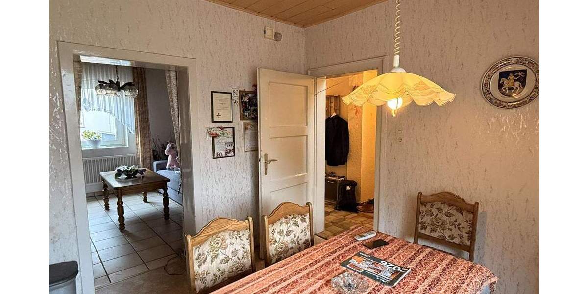 Reihenmittelhaus Wesel Büderich - 6 Zimmer, 133 m&sup2;, 180.000&euro; | Angebot:25815441