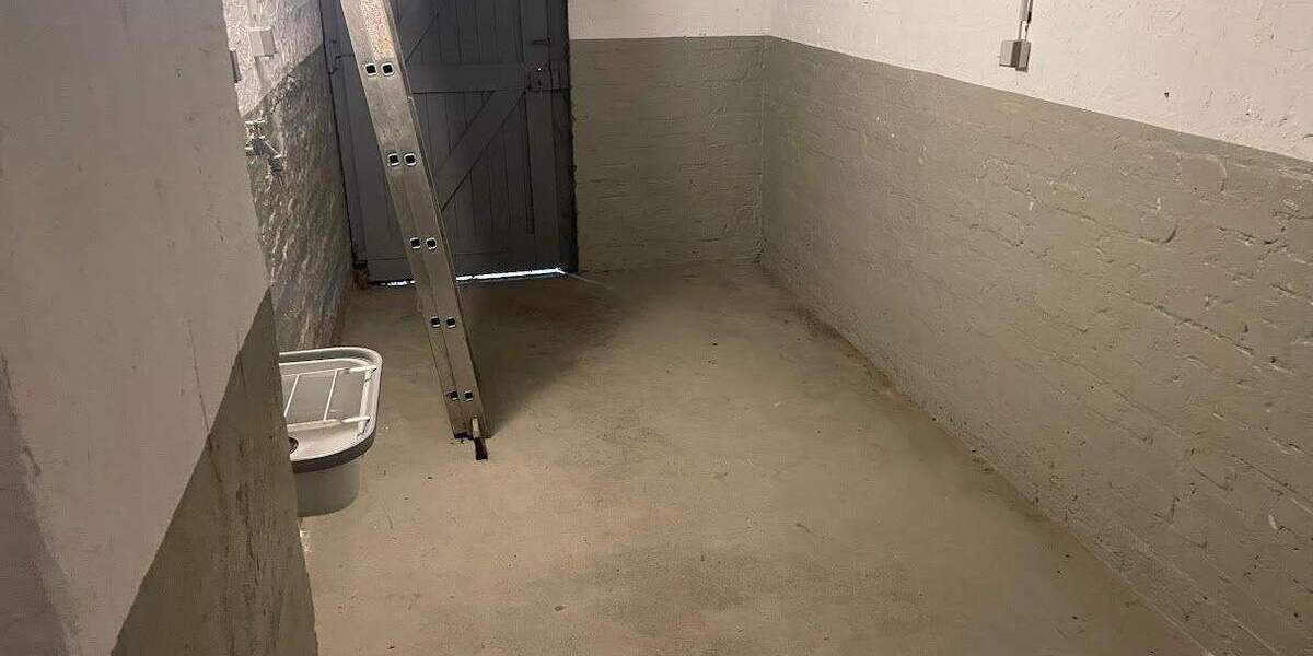 Etagenwohnung Duisburg Röttgersbach - 2 Zimmer, 82 m&sup2;, 758&euro; | Angebot:25880980