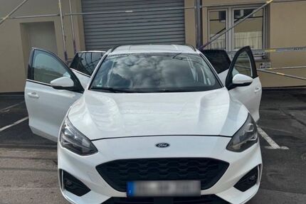Ford Focus 120.700 km 12.369 &euro; Duisburg 47057