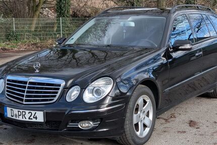 Mercedes-Benz E 280 378.198 km 4.200 &euro; Duisburg 47166