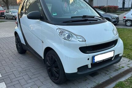 Smart ForTwo 161.000 km 3.000 &euro; Duisburg 47178