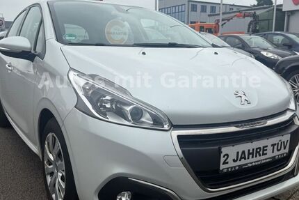 Peugeot 208 140.241 km 4.700 &euro; Geldern 47608