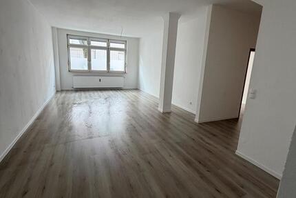 Wohnung Oberhausen - 2.5 Zimmer, 79 m&sup2;, 800&euro; | Angebot:25947635