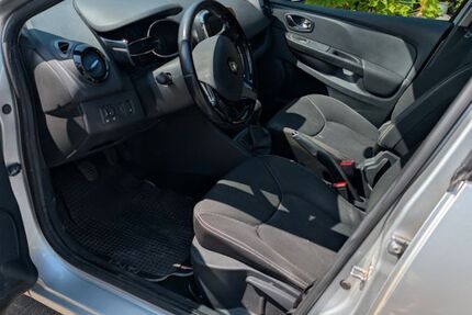 Renault Clio 246.500 km 3.900 &euro; Borken 46325