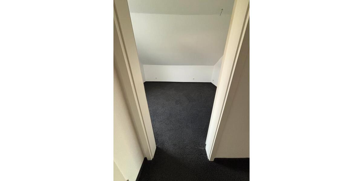 Etagenwohnung Rees - 7 Zimmer, 120 m&sup2;, 1.020&euro; | Angebot:24741288