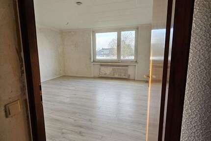 Wohnung Moers Hochstraß - 2 Zimmer, 48 m&sup2;, 370&euro; | Angebot:25268571