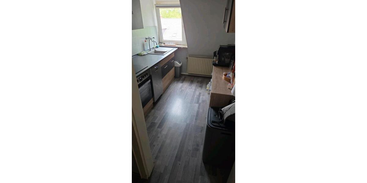 Dachgeschoßwohnung Oberhausen Biefang - 2.5 Zimmer, 45 m&sup2;, 450&euro; | Angebot:26577511