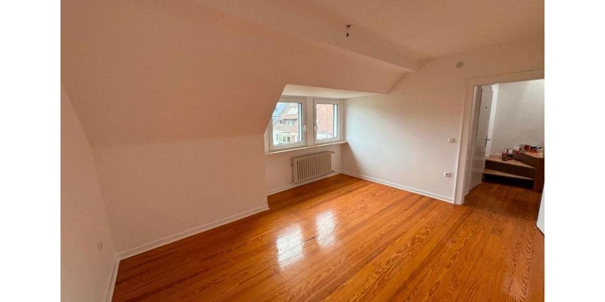 Maisonettenwohnung Duisburg Duisburg-Mitte - 3 Zimmer, 120 m&sup2;, 950&euro; | Angebot:24979745