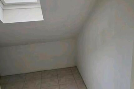 Wohnung Duisburg Hamborn - 5 Zimmer, 60 m&sup2;, 700&euro; | Angebot:27592821