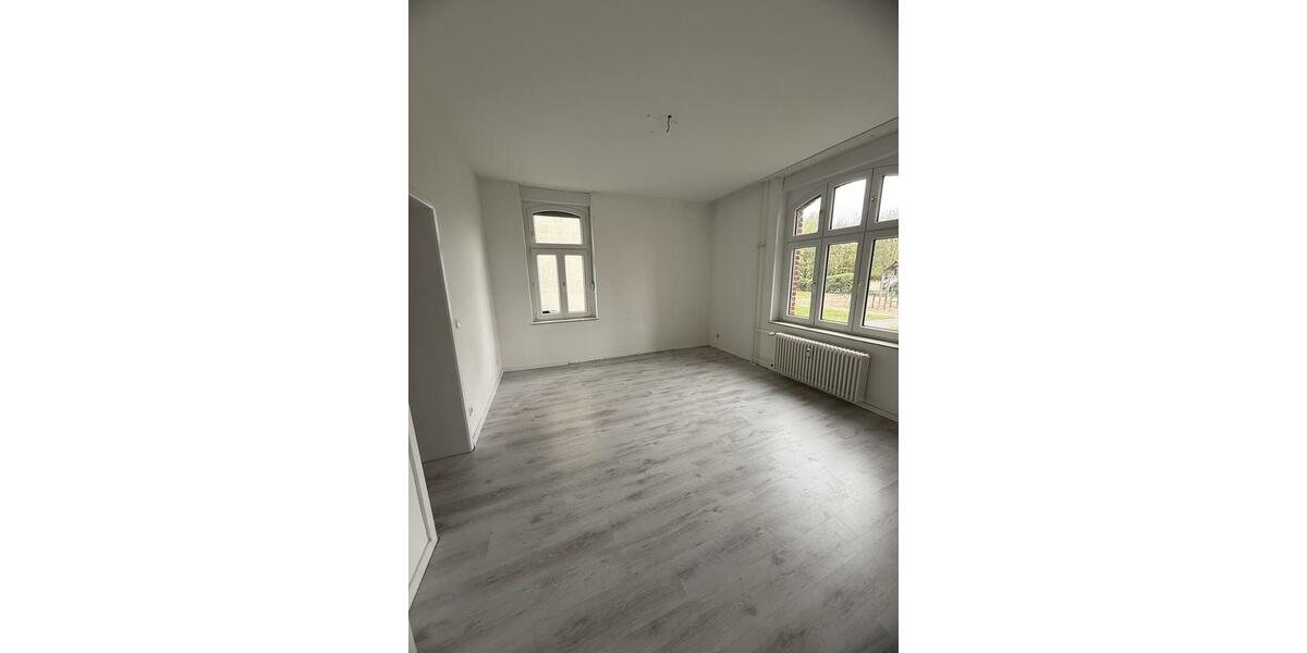 Erdgeschoßwohnung Duisburg Hamborn - 2.5 Zimmer, 59 m&sup2;, 363&euro; | Angebot:26554668
