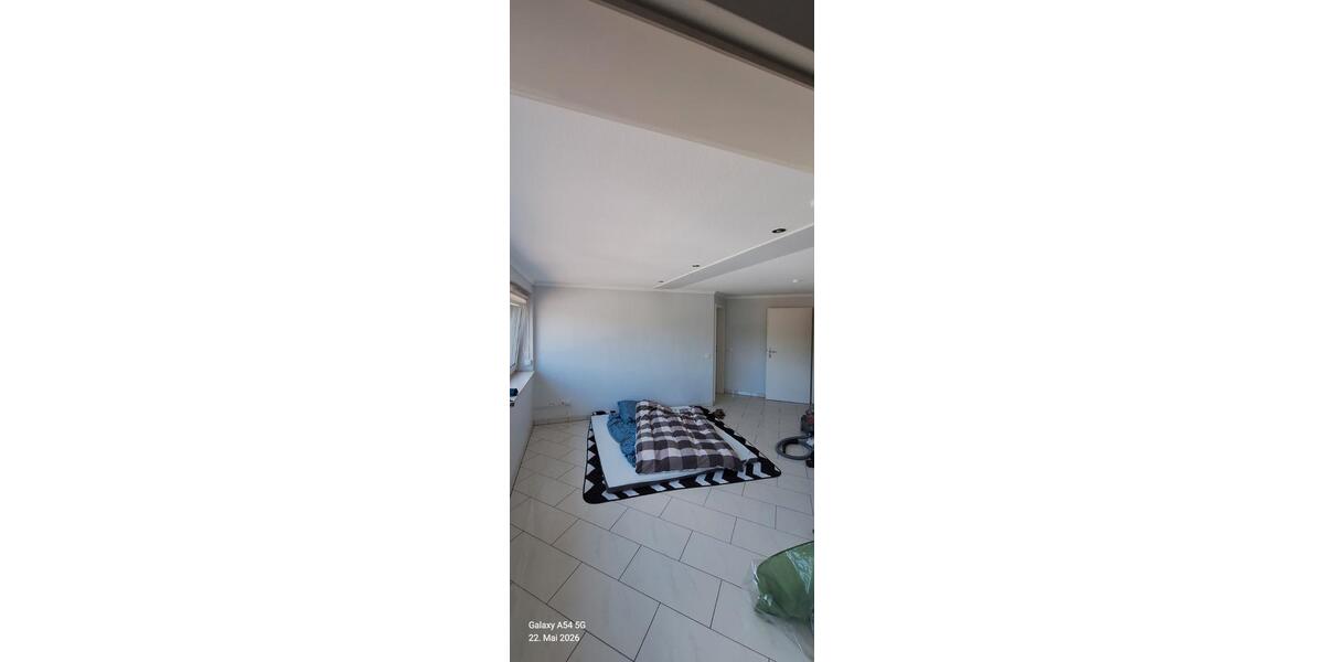 Etagenwohnung Bottrop Feldhausen - 5 Zimmer, 210 m&sup2;, 1.390&euro; | Angebot:26681795