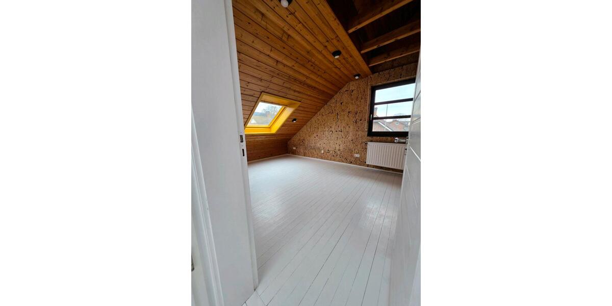 Maisonettenwohnung Borken - 4.5 Zimmer, 165 m&sup2;, 1.270&euro; | Angebot:25255225