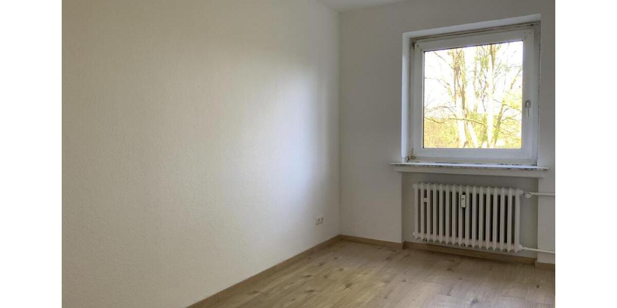 Erdgeschoßwohnung Gelsenkirchen Gelsenkirchen-Nord - 3 Zimmer, 63 m&sup2;, 439&euro; | Angebot:25298973
