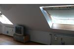 Dachgeschoßwohnung Duisburg Mittelmeiderich - 2 Zimmer, 45 m&sup2;, 300&euro; | Angebot:26613561