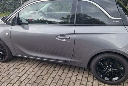 Opel Adam 80.240 km 8.390 &euro; Oberhausen 46047