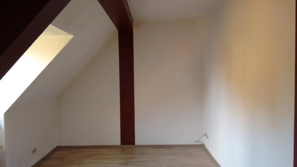 Dachgeschoßwohnung Dinslaken Lohberg - 3 Zimmer, 51 m&sup2;, 400&euro; | Angebot:25612911