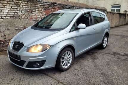 Seat Altea 206.700 km 2.790 &euro; Oberhausen 46049