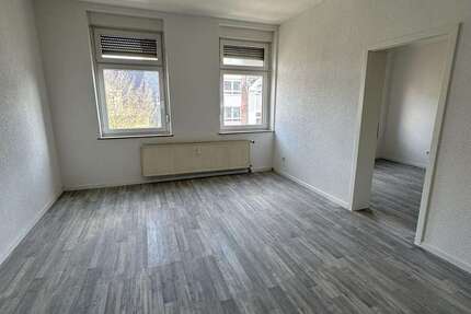 Wohnung Gelsenkirchen Erle - 3 Zimmer, 64 m&sup2;, 480&euro; | Angebot:25774104