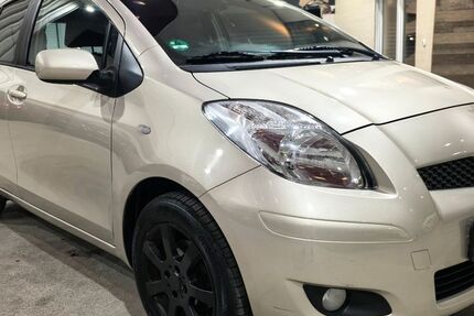 Daihatsu Charade 92.366 km 3.850 &euro; Voerde 46562