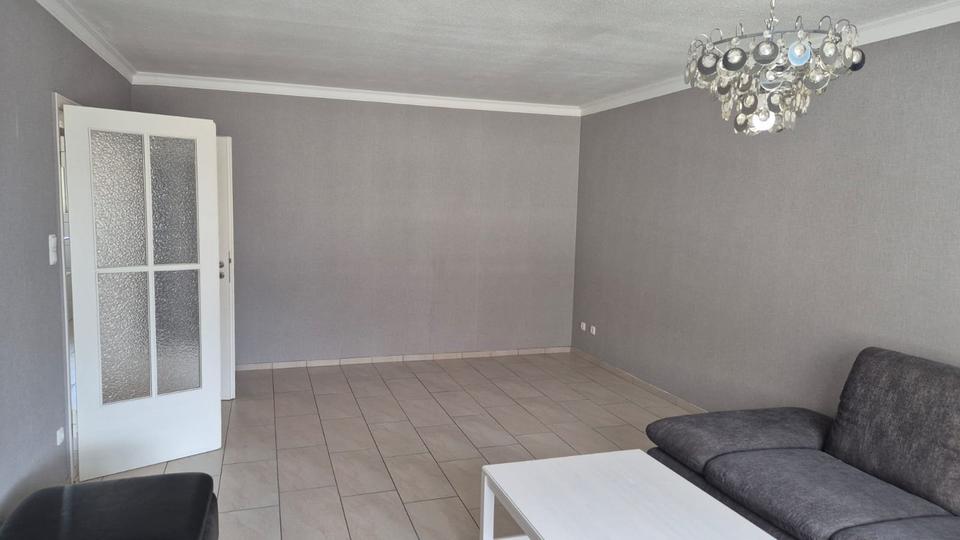 Etagenwohnung Duisburg Essenberg - 3 Zimmer, 85 m&sup2;, 850&euro; | Angebot:25640138