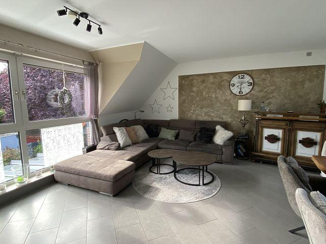 Dachgeschoßwohnung Moers Rheinkamp - 3 Zimmer, 89 m&sup2;, 288.000&euro; | Angebot:27068455