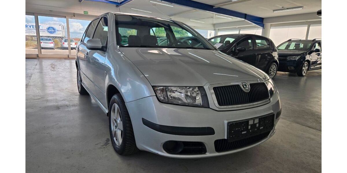 Skoda Fabia 64.582 km 3.999 &euro; Rheinberg 47495