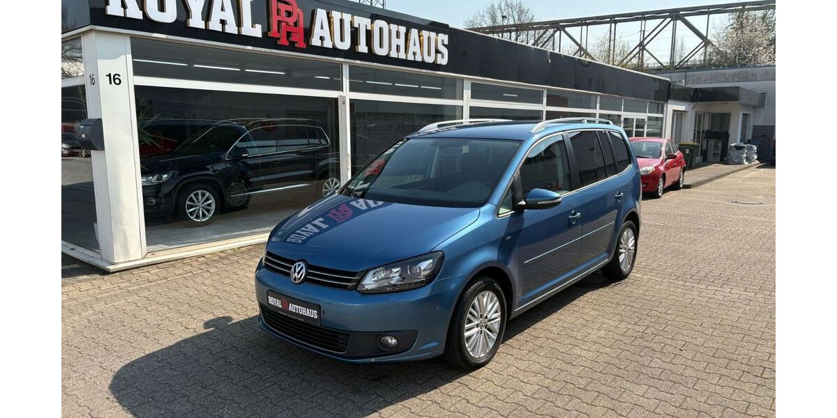 VW Touran 156.000 km 10.600 &euro; Oberhausen 46049