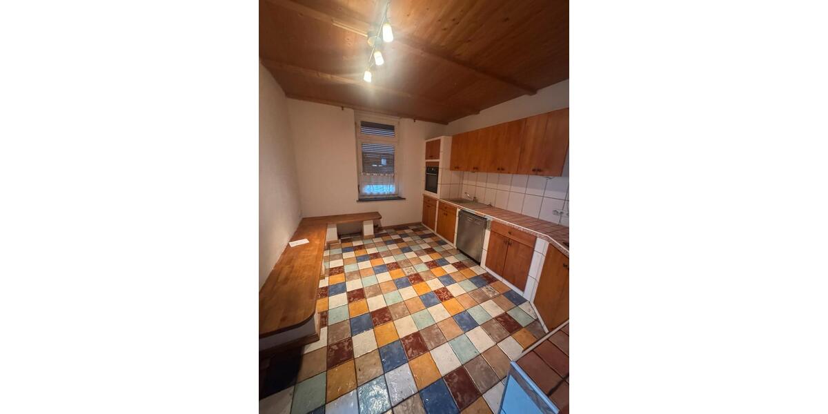 Etagenwohnung Duisburg Hamborn - 1 Zimmer, 75 m&sup2;, 850&euro; | Angebot:25261439