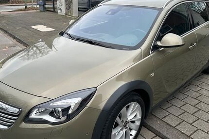 Opel Insignia CT 227.000 km 5.999 &euro; Duisburg 47226
