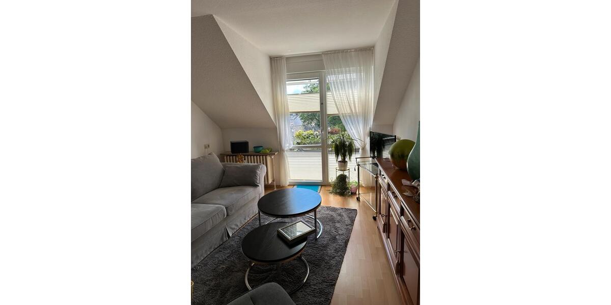 Dachgeschoßwohnung Dinslaken Hiesfeld - 1 Zimmer, 49 m&sup2;, 641&euro; | Angebot:26660547