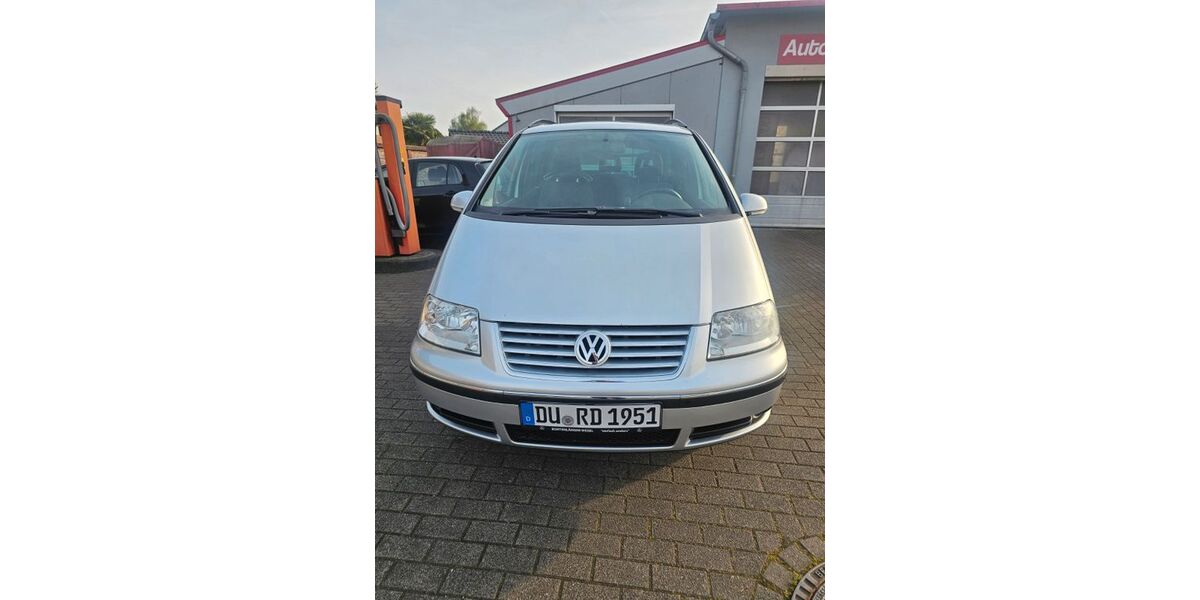 VW Sharan 93.000 km 9.399 &euro; Duisburg 47179