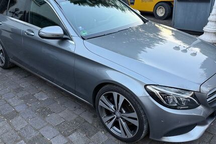 Mercedes-Benz C 300 196.221 km 14.990 &euro; Neukirchen-Vluyn 47506