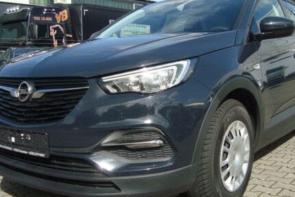 Opel Grandland (X) 96.523 km 9.990 &euro; Kevelaer 47623