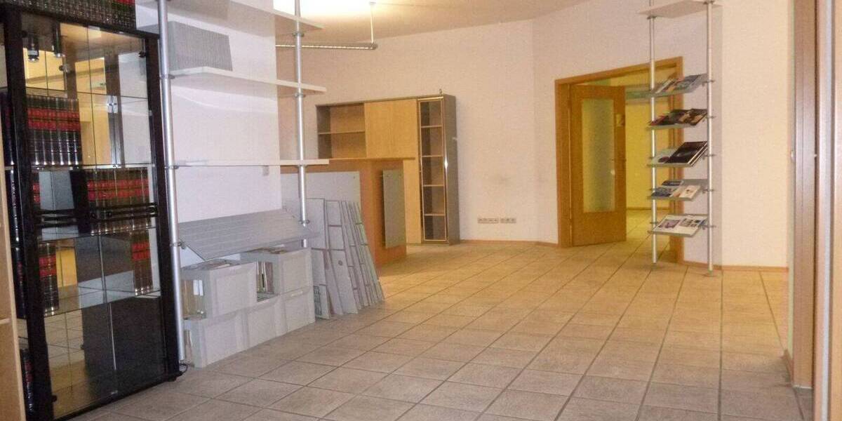 Gewerbeobjekt Dinslaken Hiesfeld - 5 Zimmer, 160 m&sup2;, 1.395&euro; | Angebot:25937598