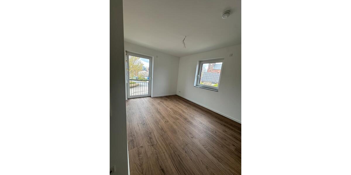 Etagenwohnung Geldern - 3 Zimmer, 86 m&sup2;, 1.140&euro; | Angebot:25961240