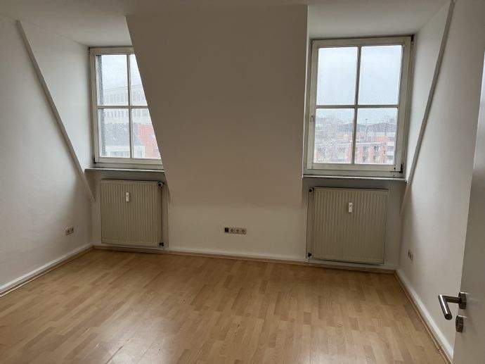 Etagenwohnung Duisburg Dellviertel - 3 Zimmer, 78 m&sup2;, 550&euro; | Angebot:26683998
