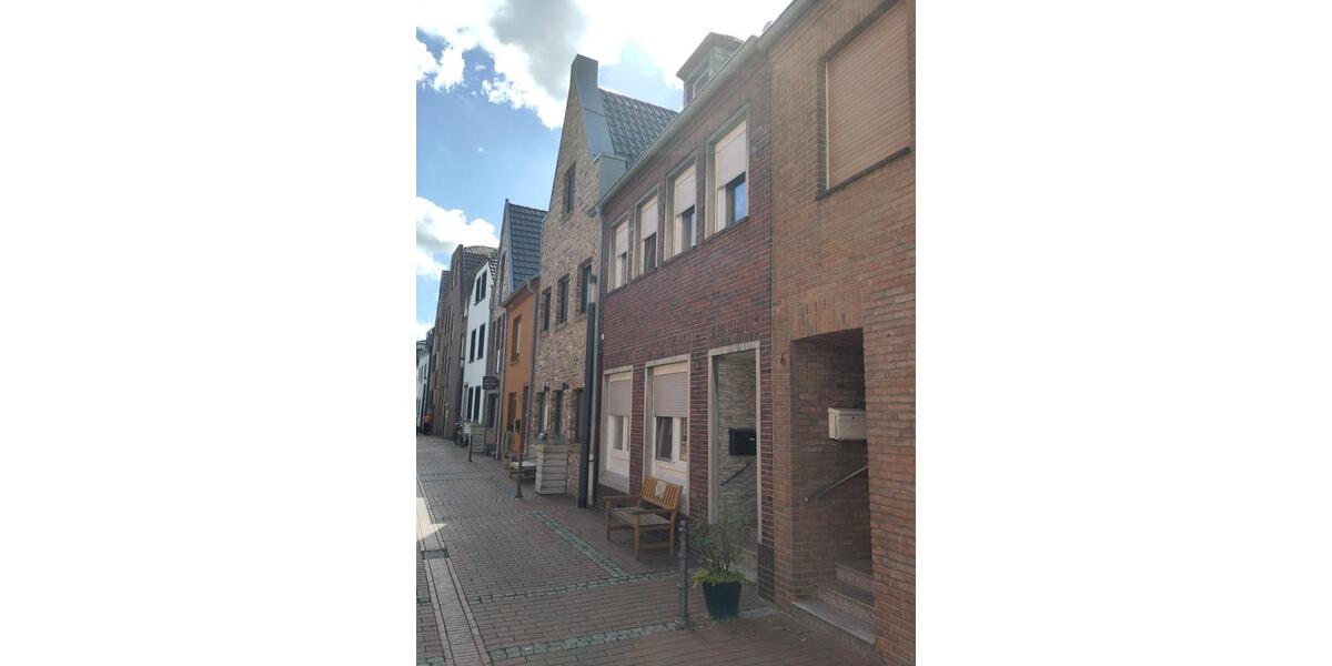 Reihenhaus Rees - 4 Zimmer, 110 m&sup2;, 1.200&euro; | Angebot:23632106