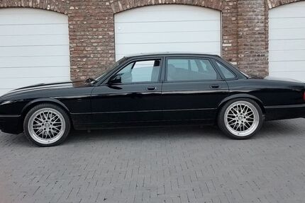 Jaguar XJR 104.000 km 27.600 &euro; Kevelaer 47626