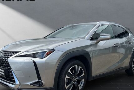 Lexus UX 95.000 km 23.650 &euro; Wesel 46485