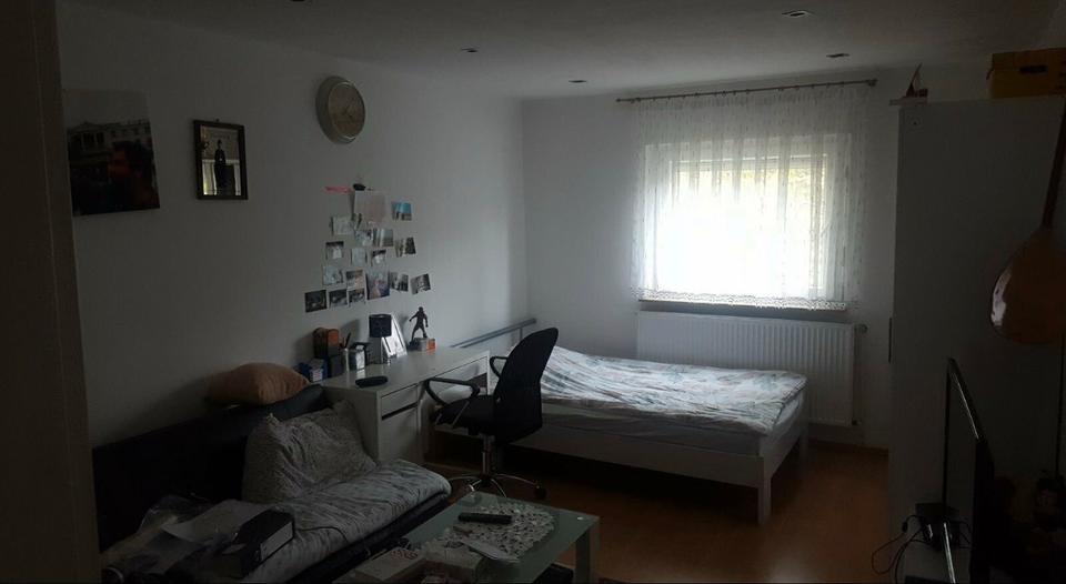 Etagenwohnung Duisburg Hamborn - 3 Zimmer, 98 m&sup2;, 98.000&euro; | Angebot:25858350
