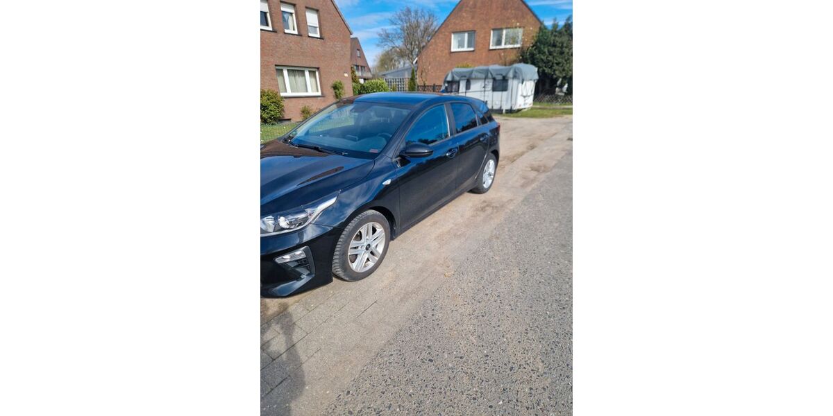 Kia ceed / Ceed 109.000 km 8.900 &euro; Moers 47443