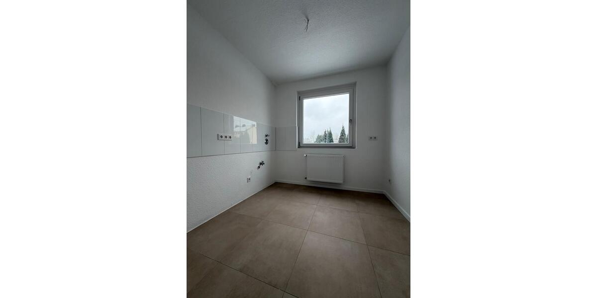 Etagenwohnung Duisburg Mittelmeiderich - 1 Zimmer, 50 m&sup2;, 650&euro; | Angebot:25986185